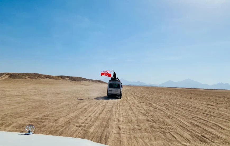 Mega Pustynne Safari Hurghada 2026: Quady, Jeepy i Rodzinna Przygoda