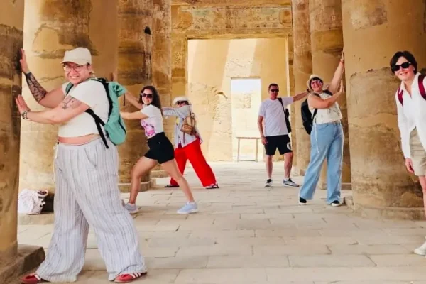 Wycieczka do Luksoru z Hurghady i Marsa Alam – odkrywanie historii Egiptu z WawelEG