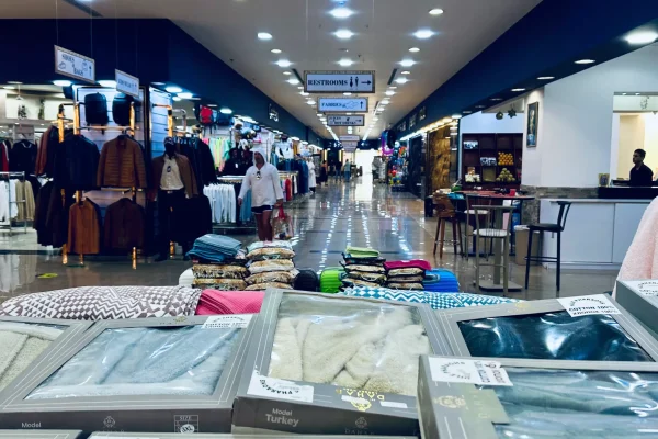 Shopping at Nile Pharaoh Bazaar in Hurghada with fixed prices and free transfer by WawelEG